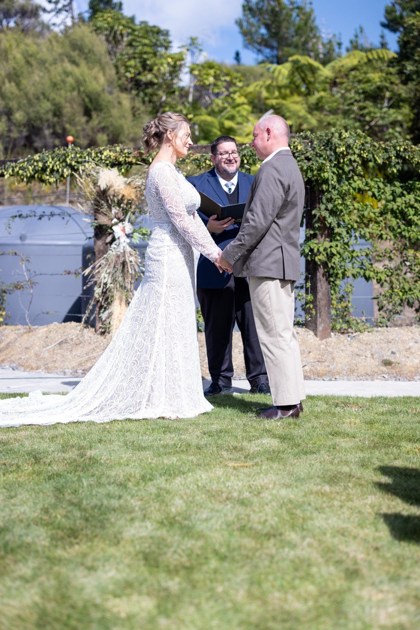 Wedding photographed across the wider Wellington region by Andy Barker